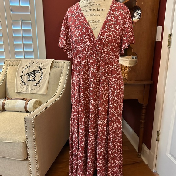BloomChic Red and White Tiered Maxi Sundress - Picture 1 of 6